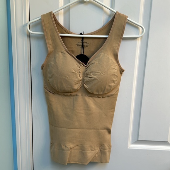 woman ocean Other - New With Tags, Woman Ocean cami with built in bra